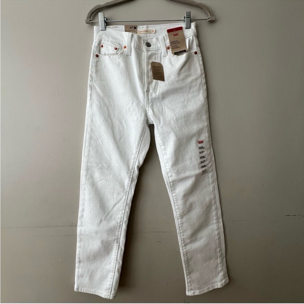 Levi’s Wedgie Straight Leg Jeans NWT Size 26